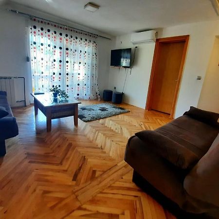 Filip Hotel Korenica Bagian luar foto
