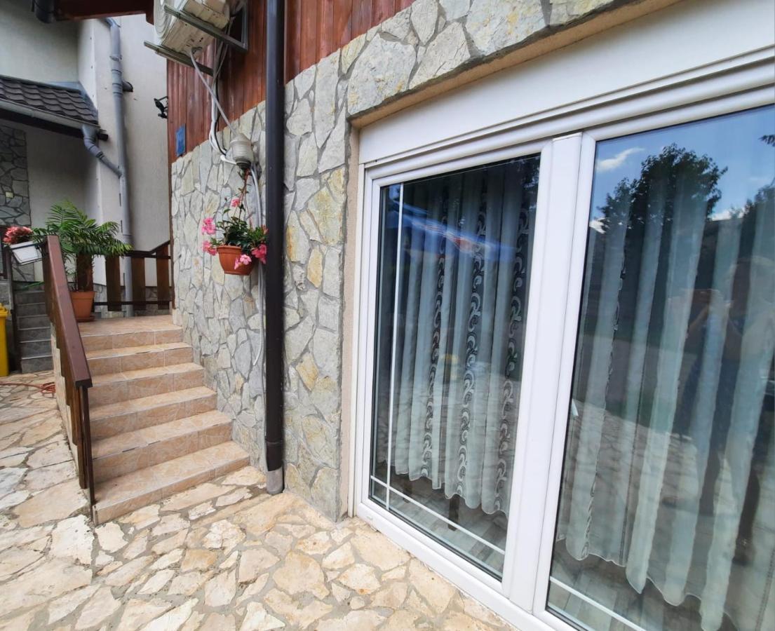 Filip Hotel Korenica Bagian luar foto
